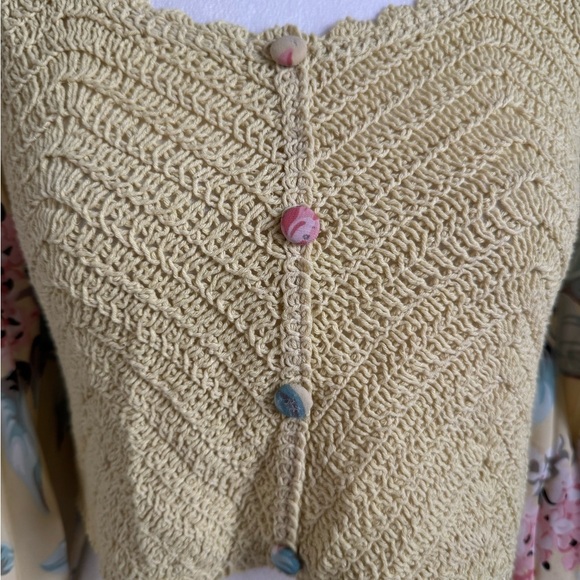 Yellow Crochet Accordion Bell Sleeve Cropped Blouse - Picture 2 of 8